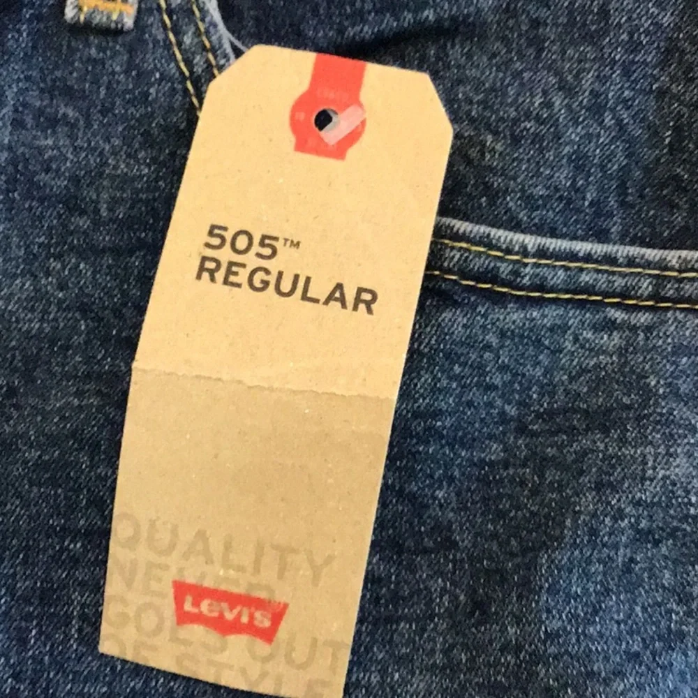 Levi’s 505 Regular Jeans 31x32 NWT - Picture 2 of 6
